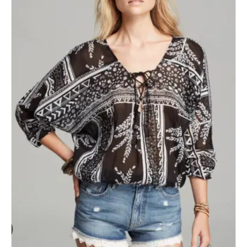 Free People Yo Yo Geo Boho Gauze Peasant Blouse Black White Sz S VGUC